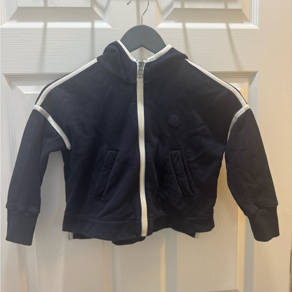 Moncler Kids Navy Cropped Zip-Up Hoodie with White Piping, Size 6